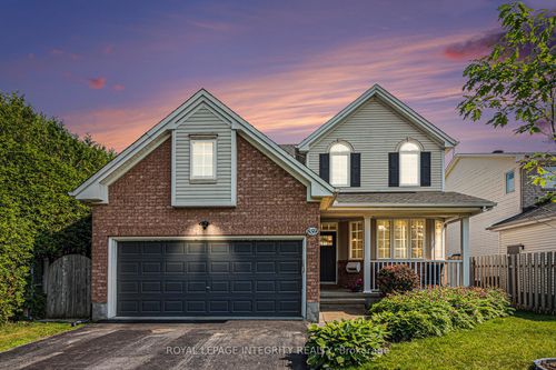859 Como Cres, Orleans, ON, K4A3Z9 | Card Image