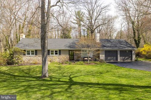 92 Oak Dr, DOYLESTOWN, PA, 18901 | Card Image