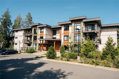 306-700 Yew Wood Rd, Tofino, BC, V0R2Z0 | Card Image