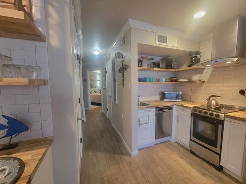 3121-6300 Seawall Blvd, Galveston, TX, 77551-2219 | Card Image