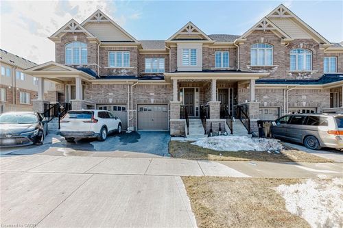 172 Beckview Dr, Kitchener, ON, N2R0S6 | Card Image