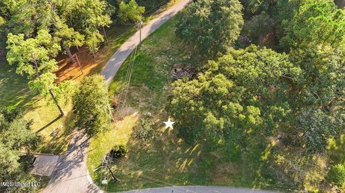 14008 W El Bonito Dr, Ocean Springs, MS, 39564-2516 | Card Image