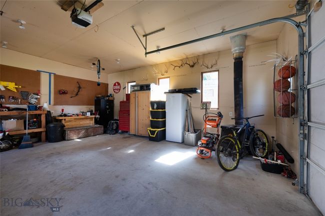 Detached garage | Image 14