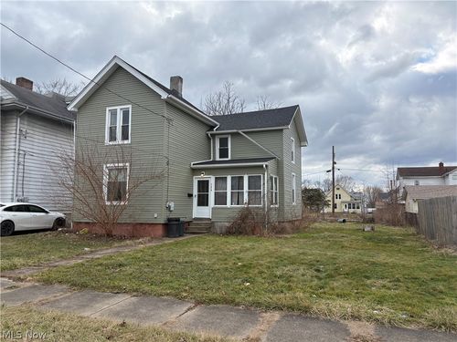 124 N Cedar Ave, Niles, OH, 44446-2538 | Card Image