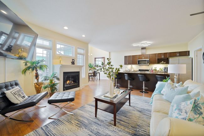 14 Oakwood Links Lane, Condo with 4 bedrooms, 3 bathrooms and 2 parking in Grand Bend ON | Image 11