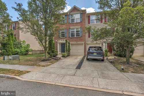 27 Golf View Ct, PINE HILL, NJ, 08021-6475 | Card Image