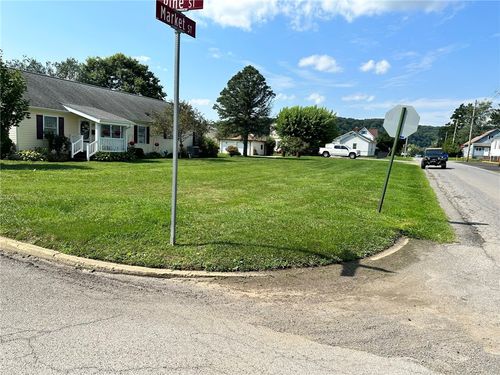 00 Pine-Market Sts, Zelienople Boro, PA, 16063 | Card Image