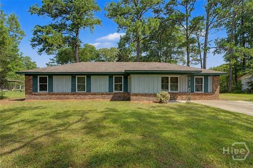 212 Westwood Dr, Rincon, GA, 31326-5025 | Card Image