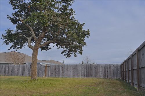 207 Seaside, Rockport, TX, 78382 | Card Image