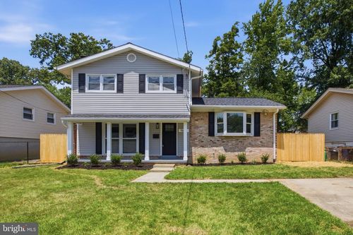 9602 Dubarry Ave, LANHAM, MD, 20706-4027 | Card Image