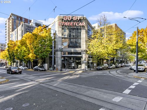 1030 12th Ave, Portland, OR, 97209-2837 | Card Image