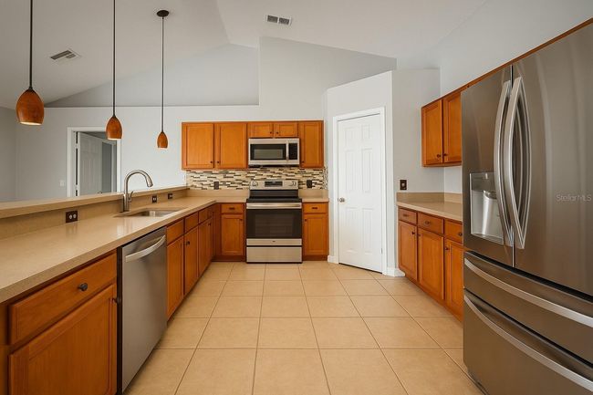 408 Magpie Ct, House other with 4 bedrooms, 2 bathrooms and null parking in KISSIMMEE FL | Image 31