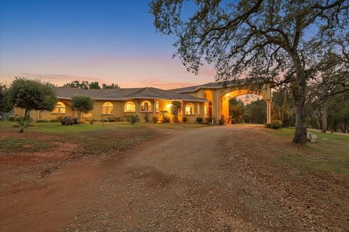 7070 Cross Star Trl, Loma Rica, CA, 95901-9527 | Card Image