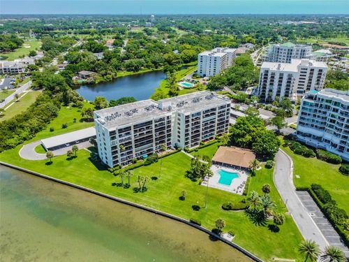 106-100 Oakmont Ln, BELLEAIR, FL, 33756-1956 | Card Image