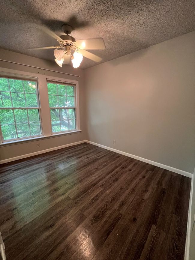 APT-206 - 1514 Forest Trl, Condo with 2 bedrooms, 2 bathrooms and 1 parking in Austin TX | Image 9