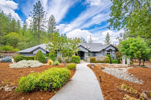 16201 Stagecoach Rd, Meadow Vista, CA, 95722-9548 | Card Image