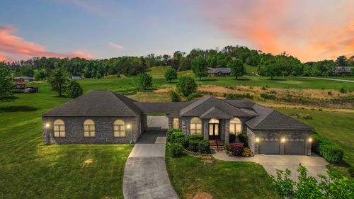 226 Helvetia Rd, London, KY, 40741-9027 | Card Image