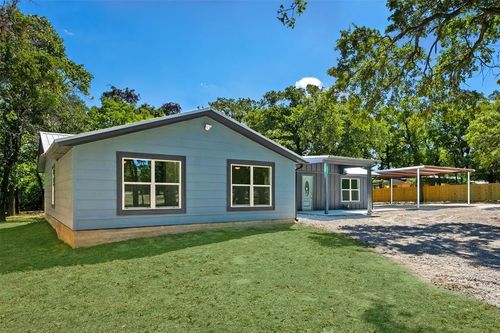 333 Northwood Cir, Rockdale, TX, 76567-4213 | Card Image