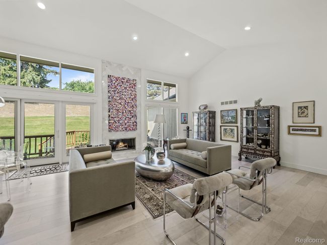 8-web-or-mls-P2199610.jpg | Image 6