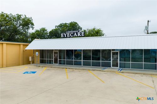 a-502 S Key Ave, Lampasas, TX, 76550-3126 | Card Image