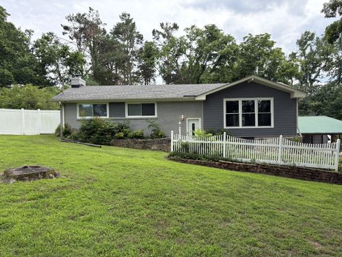304 Hickory Dr, Old Hickory, TN, 37138-1124 | Card Image