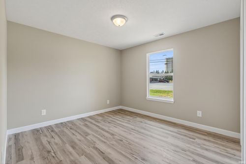 737 N Main St, Linden, IN, 47955-8063 | Card Image