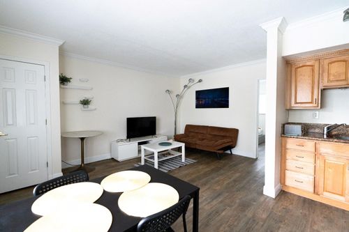 apt-3-924 Se 2nd St, Fort Lauderdale, FL, 33301-3616 | Card Image
