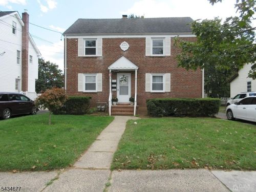 815b-815 2nd St, Dunellen, NJ, 08812-1055 | Card Image