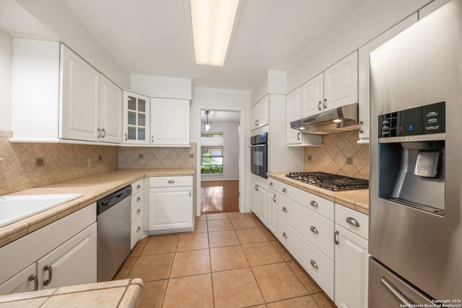 425 Crestwind Dr, House other with 3 bedrooms, 3 bathrooms and null parking in Windcrest TX | Image 12