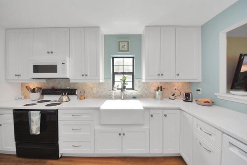 2117 Casa Rio Cir, Dickinson, TX, 77539-6724 | Card Image