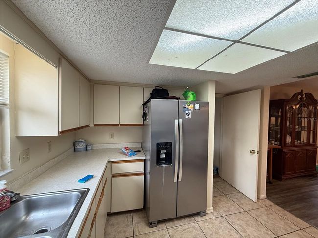 Kitchen | Image 10