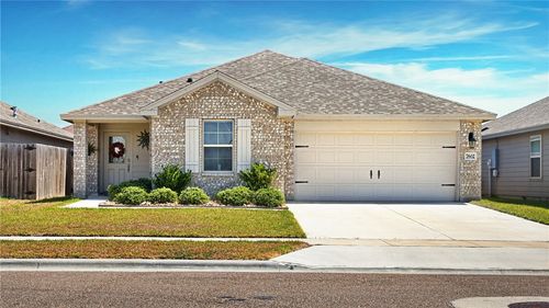 7602 Lasso Dr, Corpus Christi, TX, 78414-1306 | Card Image