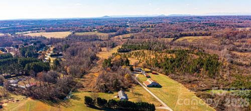 2200 Oweda Dr, Conover, NC, 28613-8442 | Card Image