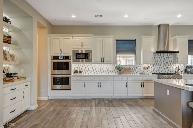 UNIT-1069 - 11280 Granite Ridge Dr, Condo with 4 bedrooms, 5 bathrooms and null parking in Las Vegas NV | Image 5