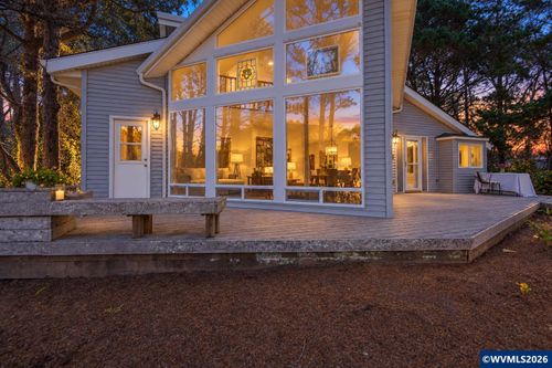 6765 Glen Ave, Gleneden Beach, OR, 97388-1918 | Card Image