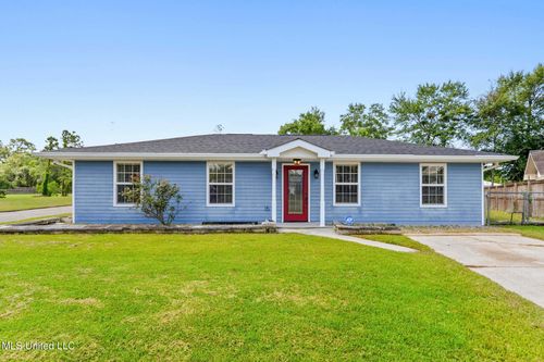 214 Corinth Dr, Bay Saint Louis, MS, 39520-3021 | Card Image