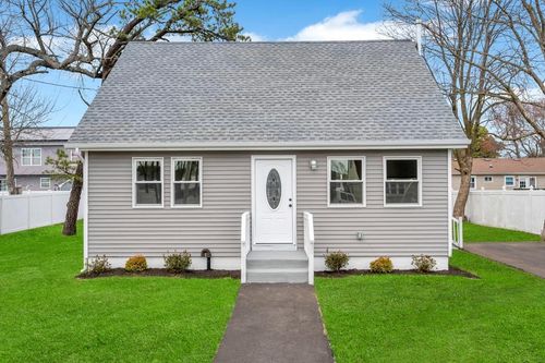 25 Poplar Rd, Amityville, NY, 11701-1016 | Card Image
