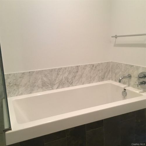 apt-28b-100 Jay St, Brooklyn, NY, 11201-1607 | Card Image