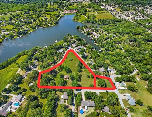 1717 Ne Luther Rd, Lee's Summit, MO, 64086-5320 | Card Image