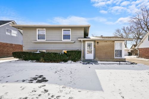 3949 168th St, Country Club Hills, IL, 60478-2127 | Card Image