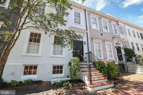 1420 35th St Nw, WASHINGTON, DC, 20007-2805 | Card Image