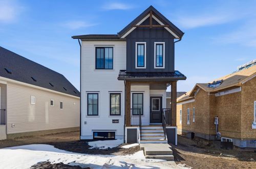 151 Ellen Way, Crossfield, AB, T0M0S0 | Card Image