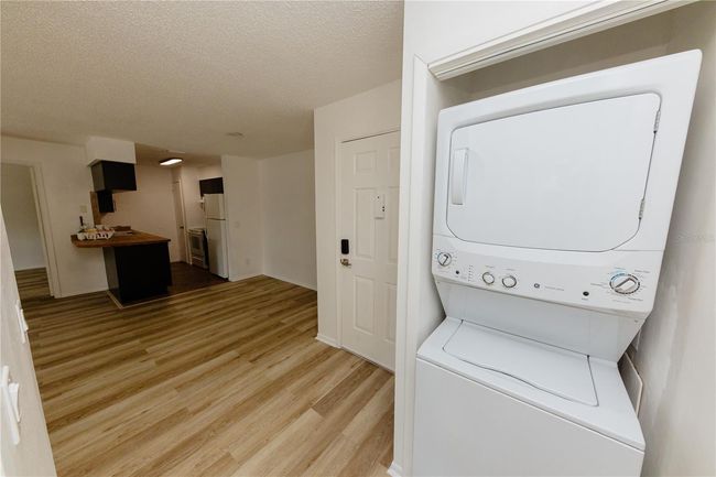 213 - 213 Red Cedar Pl, Condo with 2 bedrooms, 2 bathrooms and null parking in Brandon FL | Image 14