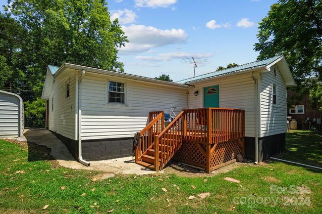 14674 Elkin Highway 268 None, House other with 3 bedrooms, 1 bathrooms and null parking in Ronda NC | Image 33