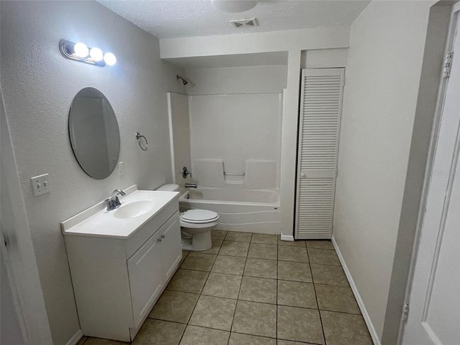 6411 26 Th St W, House other with 3 bedrooms, 2 bathrooms and null parking in Bradenton FL | Image 15