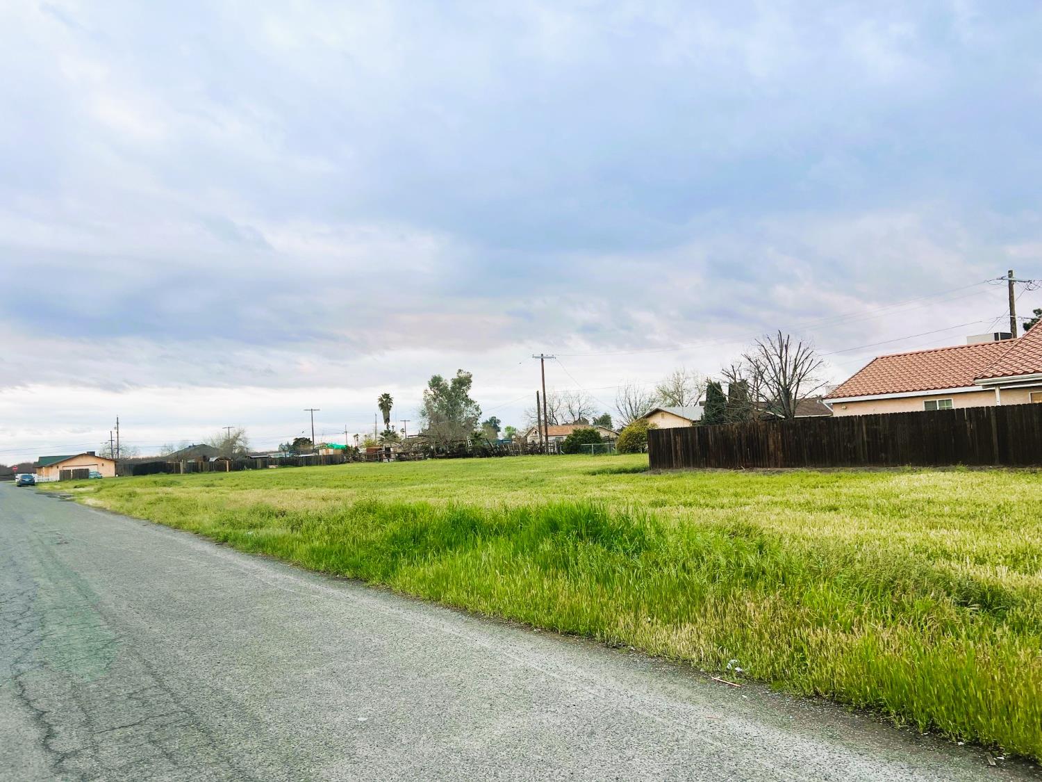 Land in Corcoran 2