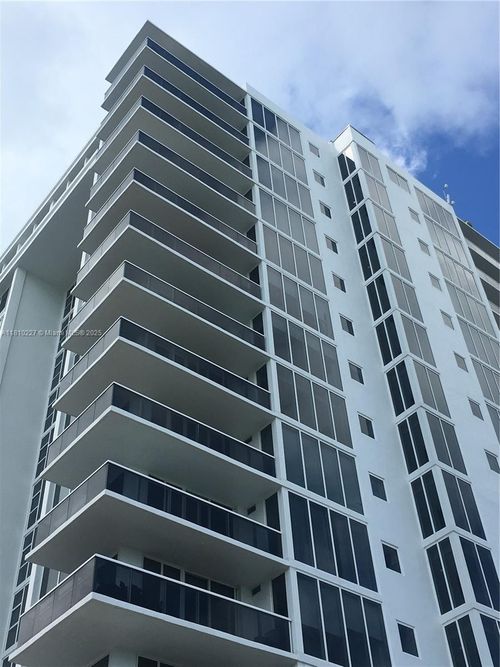 apt-628-10275 Collins Ave, Bal Harbour, FL, 33154-1451 | Card Image