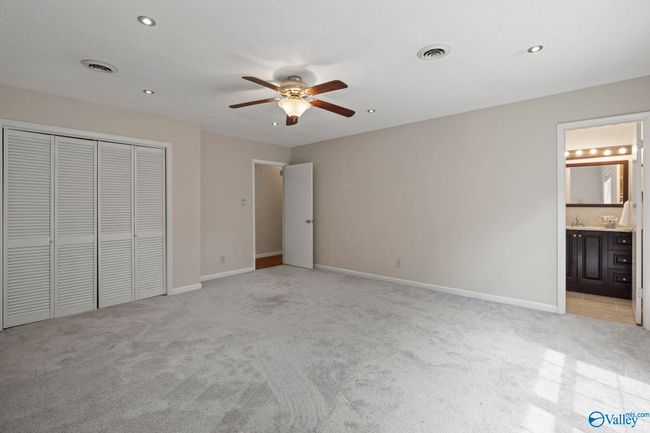 702 Royce Cir Se, House other with 4 bedrooms, 2 bathrooms and null parking in Huntsville AL | Image 17