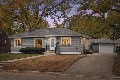 4649 Xenia Ave N, Crystal, MN, 55422-1052 | Card Image