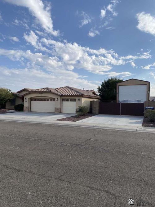 11605 E 26th Ln, Yuma, AZ, 85367-4940 | Card Image